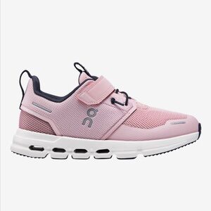 On cloud Play little kids Sneakers